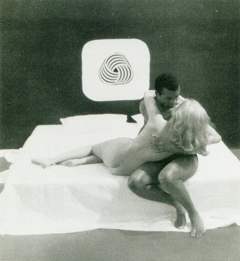 Anita Sanders ass 73