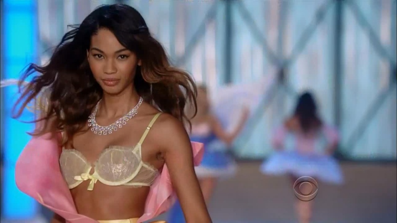 Chanel Iman pussy
