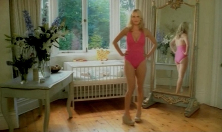 Debra Stephenson breasts