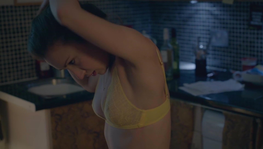 Esther Smith buttocks are visible 59
