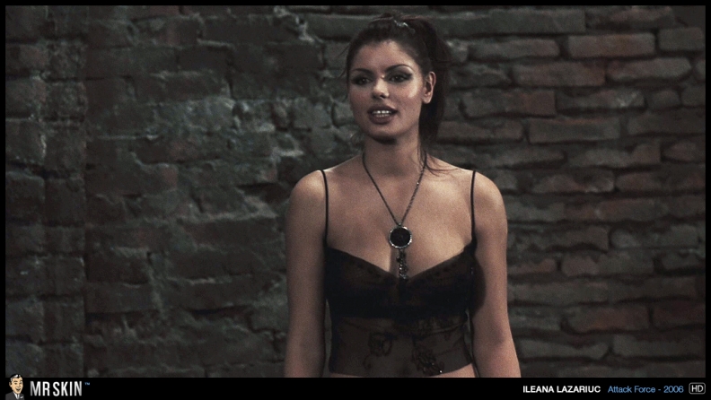 Ileana Lazariuc no panties