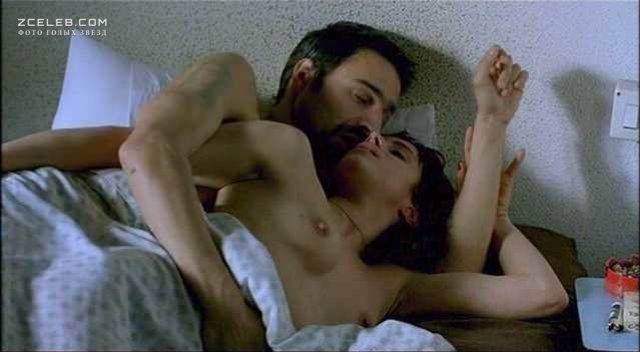 Ingrid Rubio breasts
