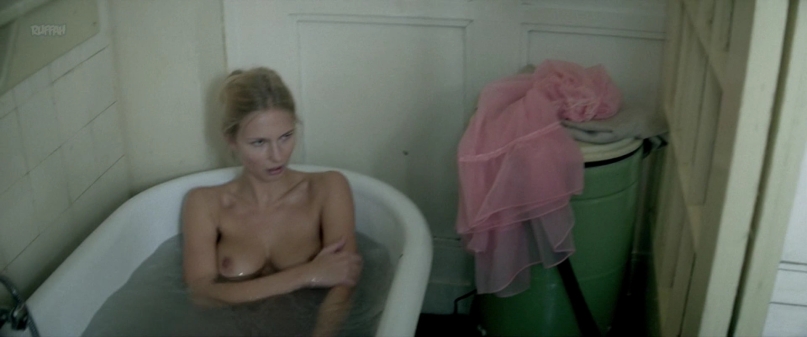 Karolina Szymczak buttocks are visible