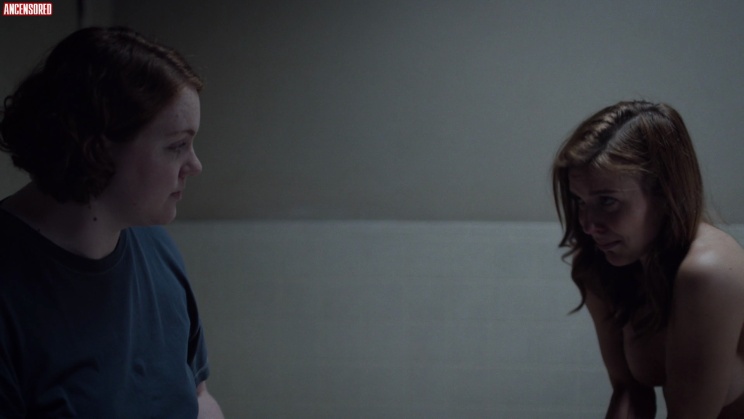 Kendra Carelli buttocks are visible