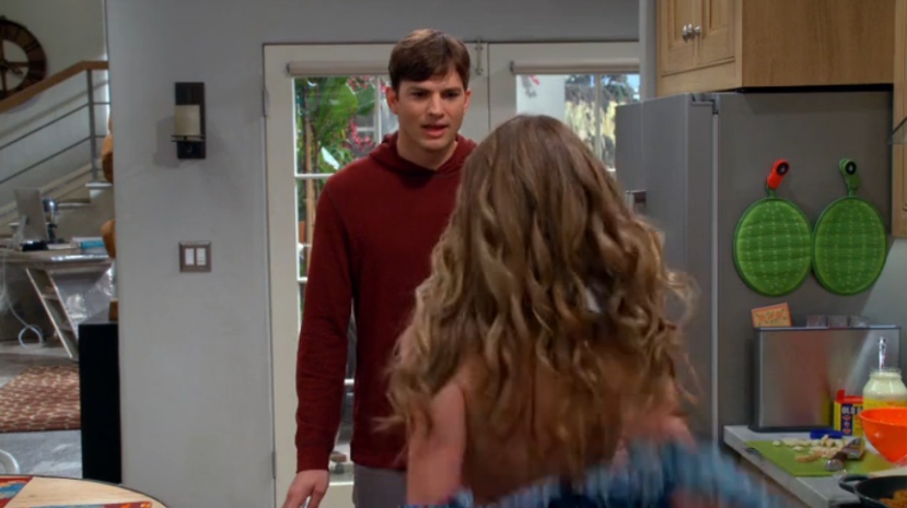 Maggie Lawson boobs