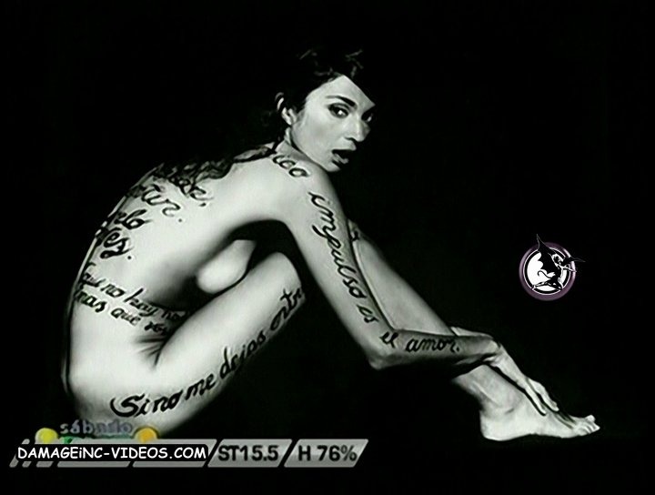 Mariana Arias breasts