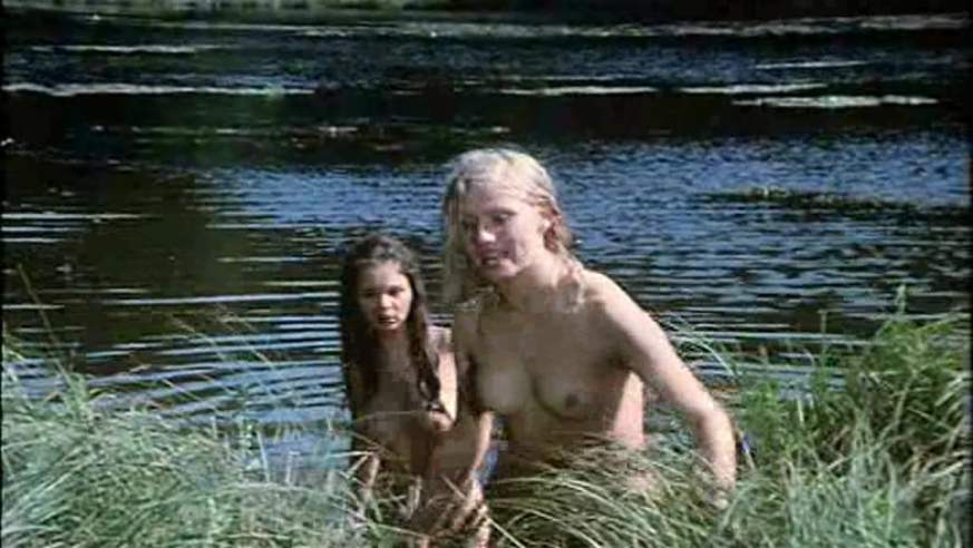 Marianne Dupont naked 83