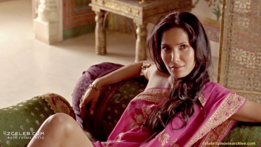 Padma Lakshmi no underwear