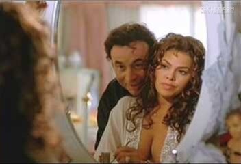 Rosa Blasi no underwear