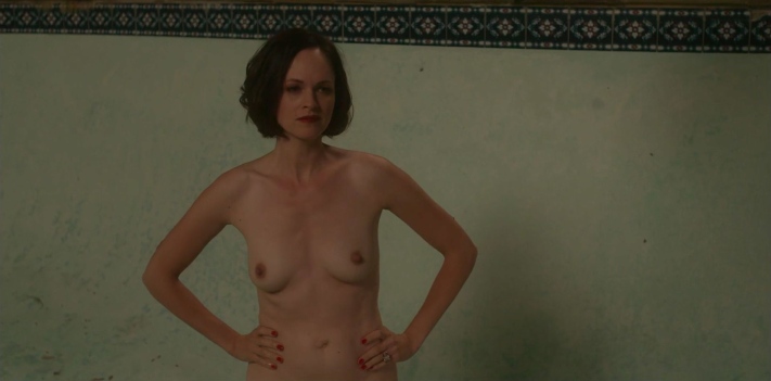 Susan May Pratt photos between the legs