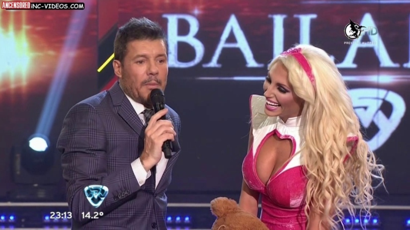 Victoria Xipolitakis boobs are visible 66